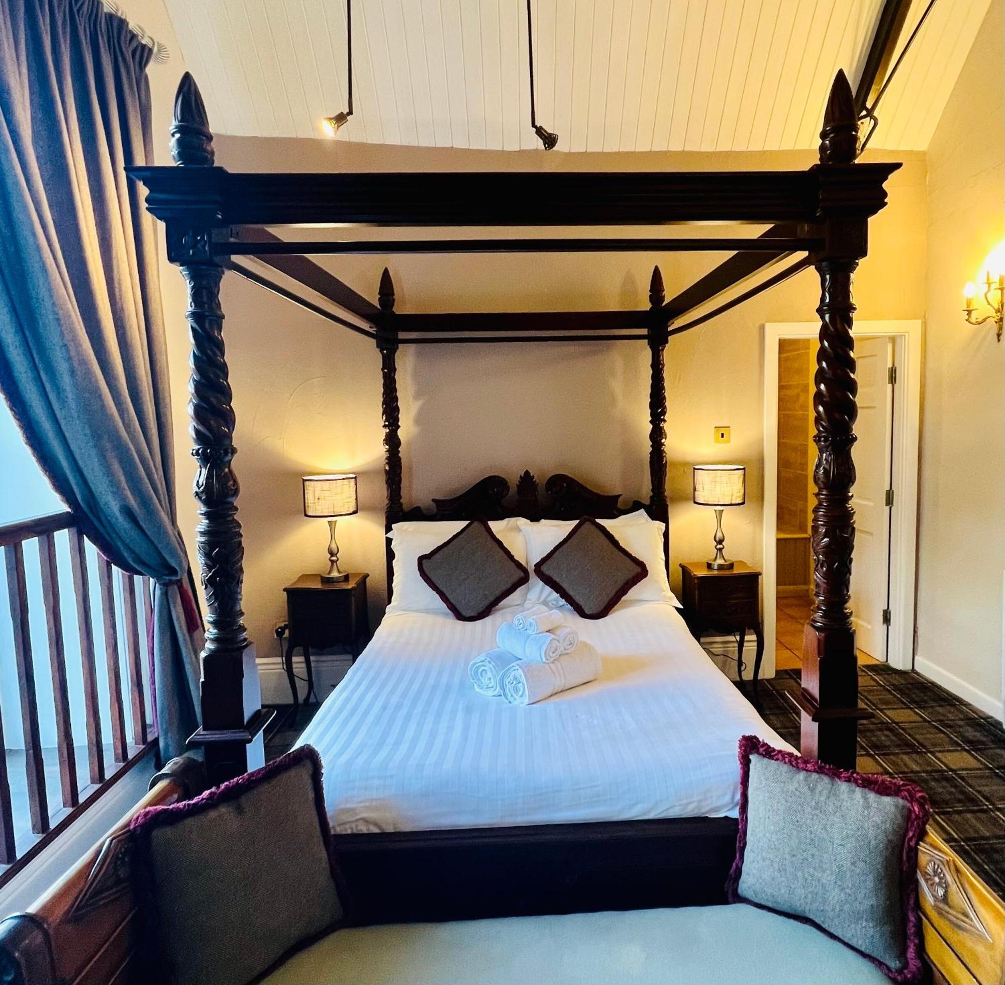 Peak Hotel Castleton Каслтон Экстерьер фото